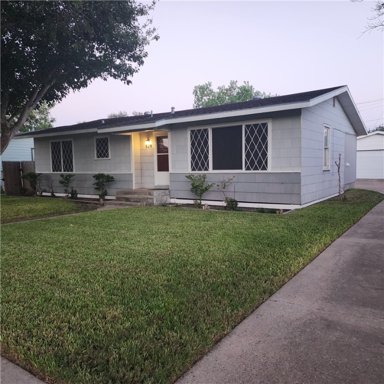 829 Rosedale Dr Property Photo 1