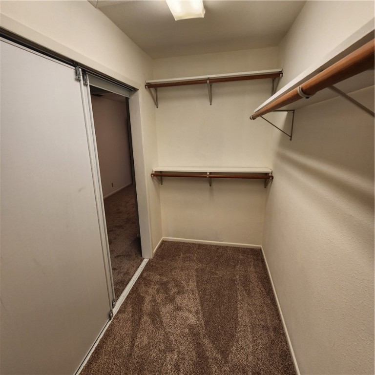 829 Rosedale Dr Property Photo 8