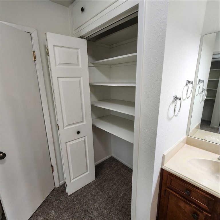829 Rosedale Dr Property Photo 11