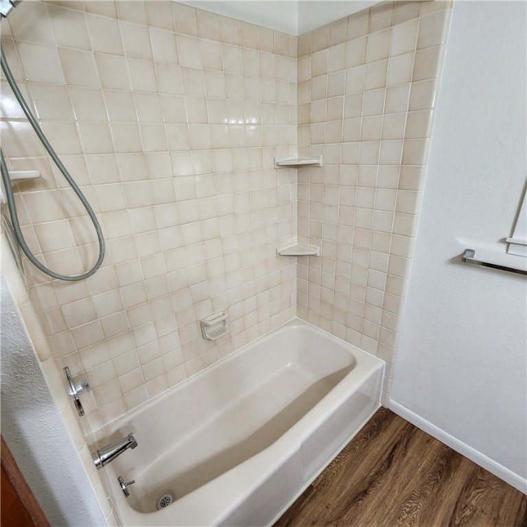 829 Rosedale Dr Property Photo 16