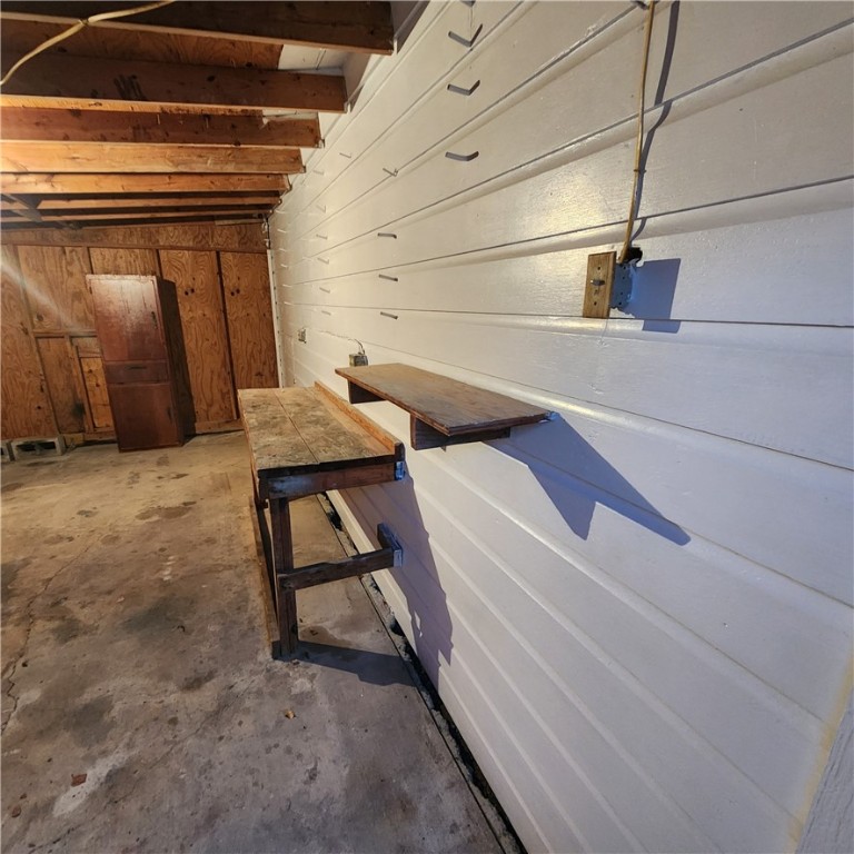 829 Rosedale Dr Property Photo 25