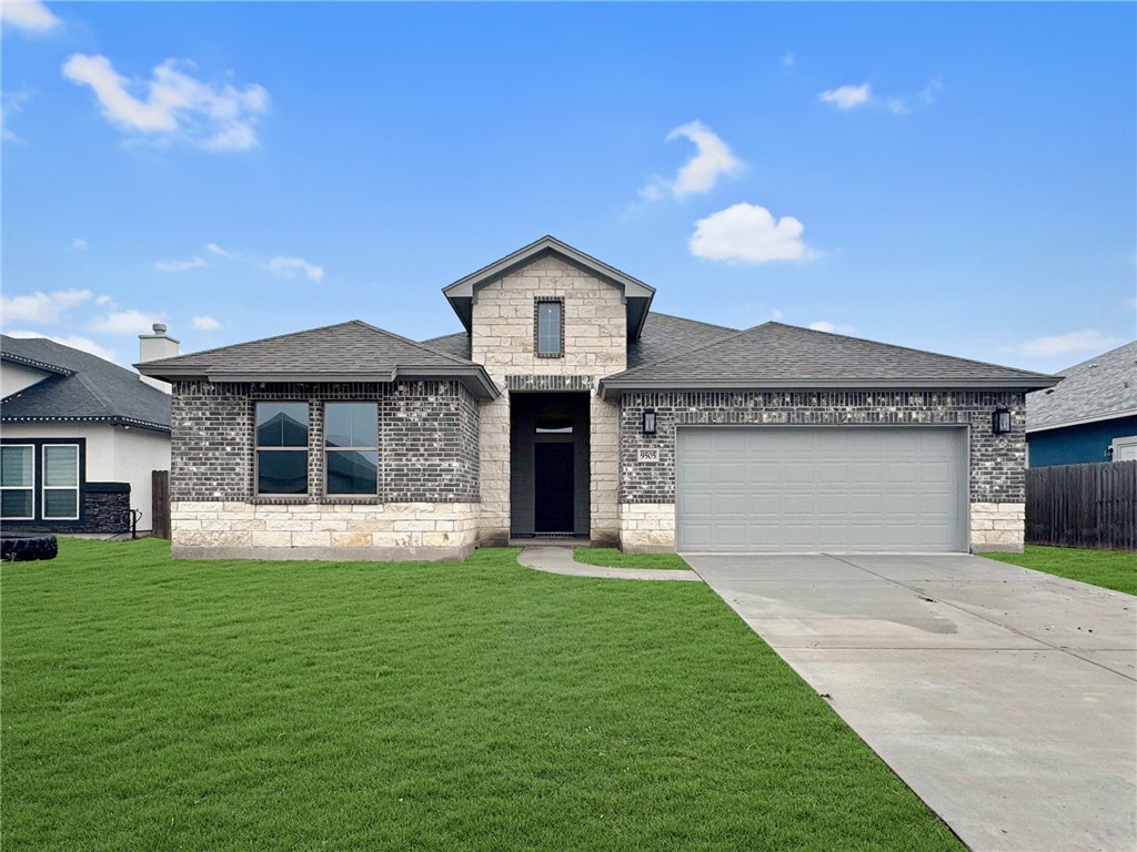 9505 Spanish Oak Dr Property Photo 1