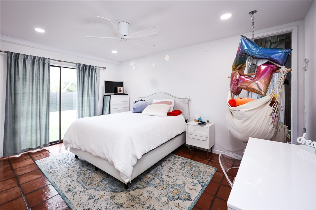 225 Chenoweth Dr Property Photo 23