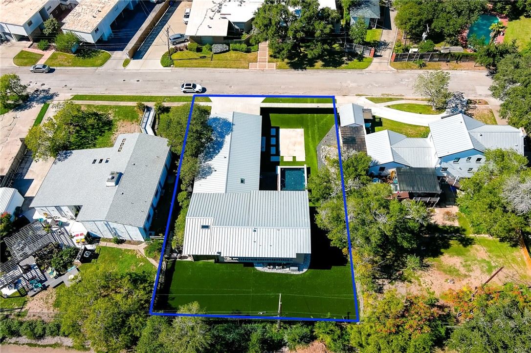 225 Chenoweth Dr Property Photo 31