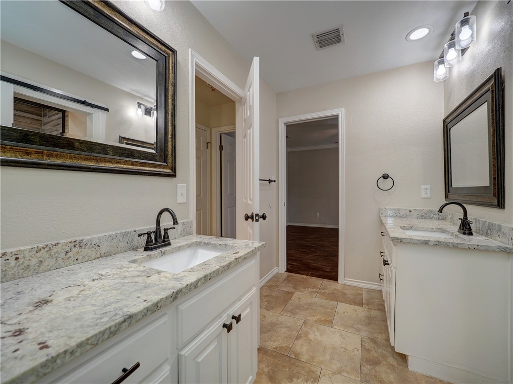 6401 Calais St Property Photo 26