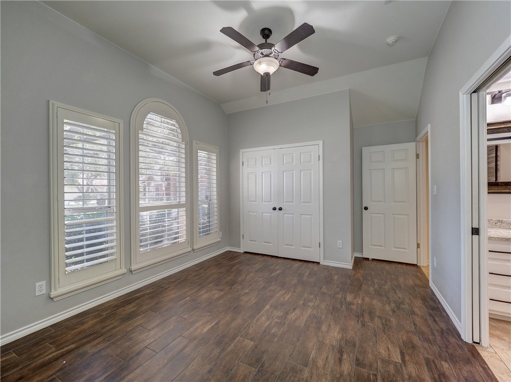 6401 Calais St Property Photo 30