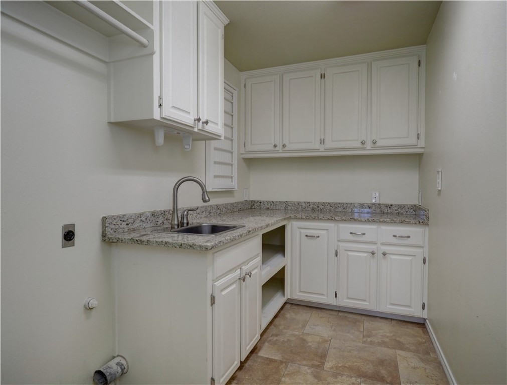 6401 Calais St Property Photo 31