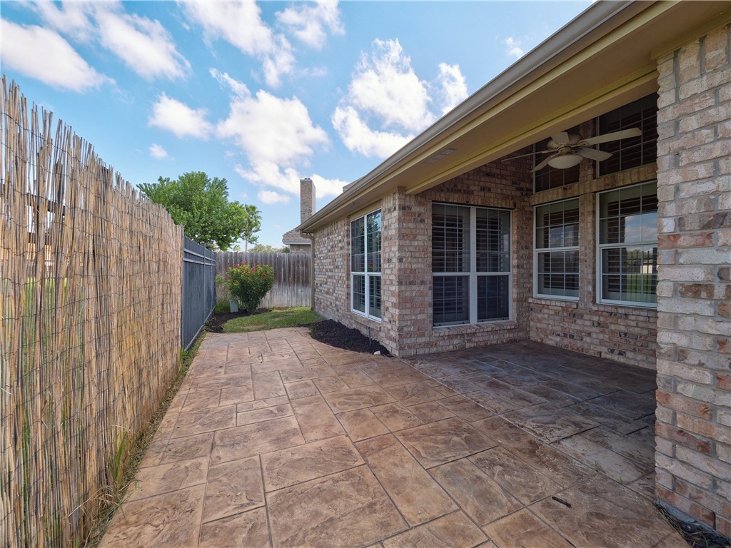 6401 Calais St Property Photo 35