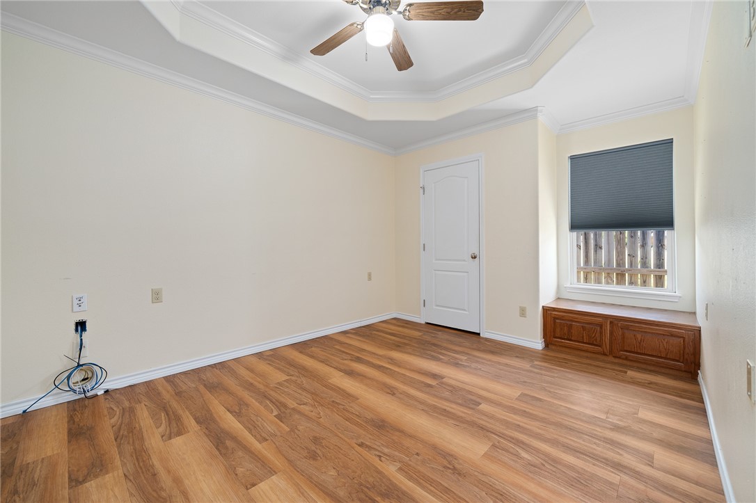 119 N Rife St Property Photo 21