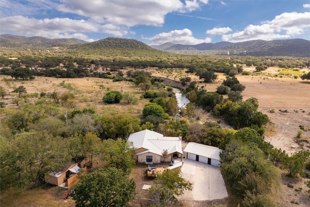 Nuecescanyon Real Estate Listings Main Image