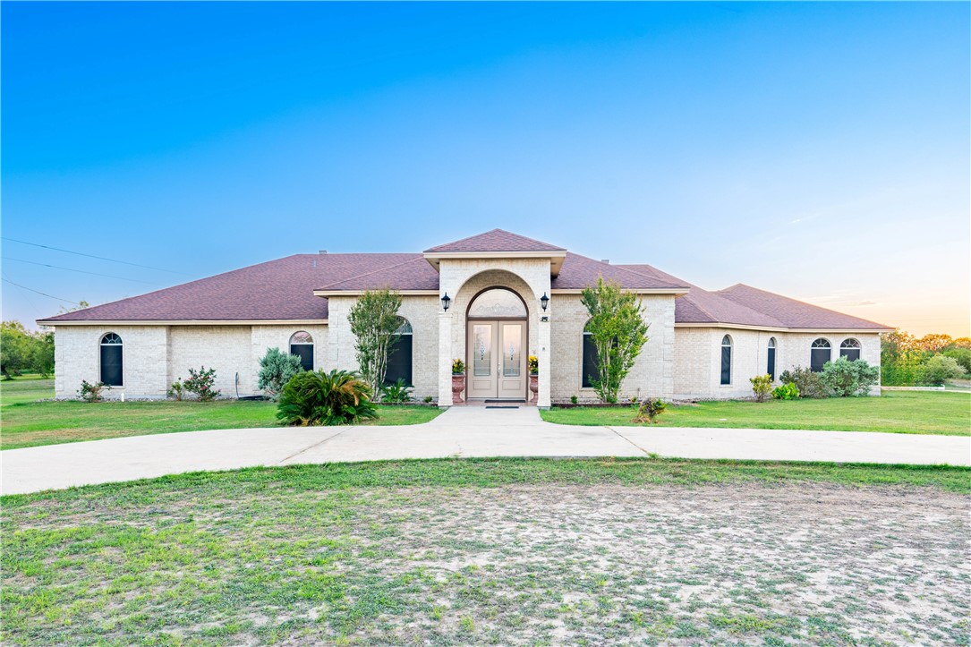 5763 Santa Isabelle Dr Property Photo 1