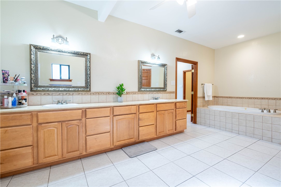 5763 Santa Isabelle Dr Property Photo 22