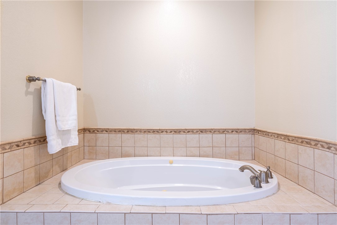 5763 Santa Isabelle Dr Property Photo 25