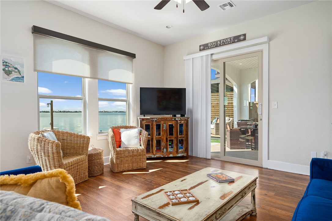 93 Copano Ridge Road Property Photo 12