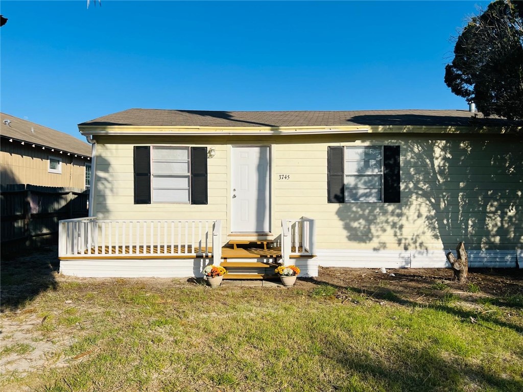 3745 LYNDA LEE Dr Property Photo 1