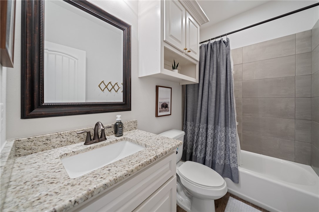 641 Hyacinth Dr Property Photo 30