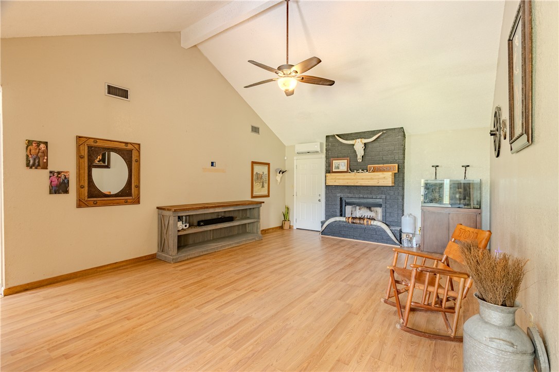 4118 Ballard Property Photo 5