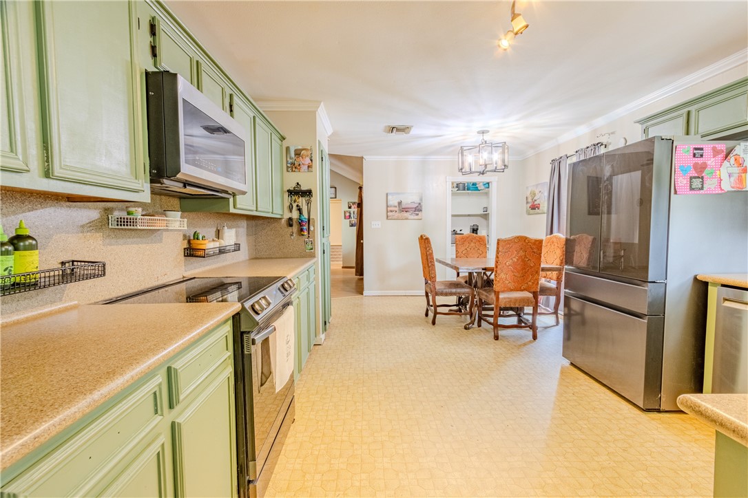 4118 Ballard Property Photo 8