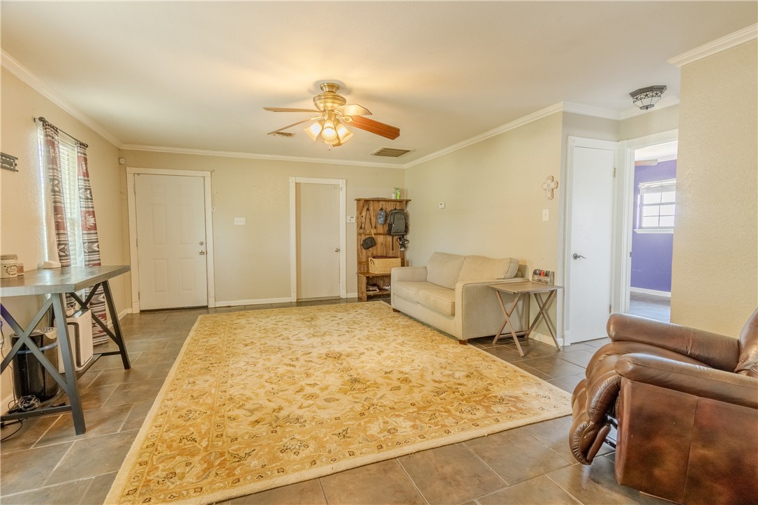 4118 Ballard Property Photo 22