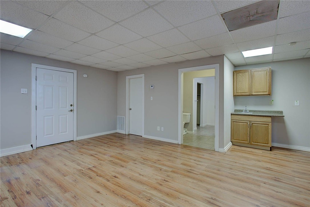4145 Country Pl Property Photo 29