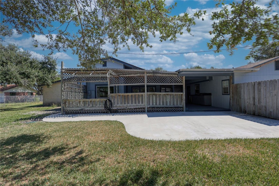 4145 Country Pl Property Photo 35