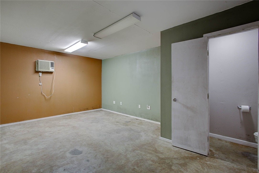 4145 Country Pl Property Photo 38