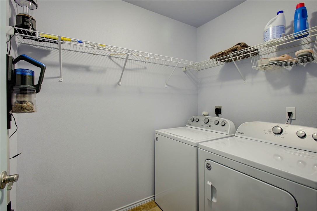 126 Breezy St Property Photo 24