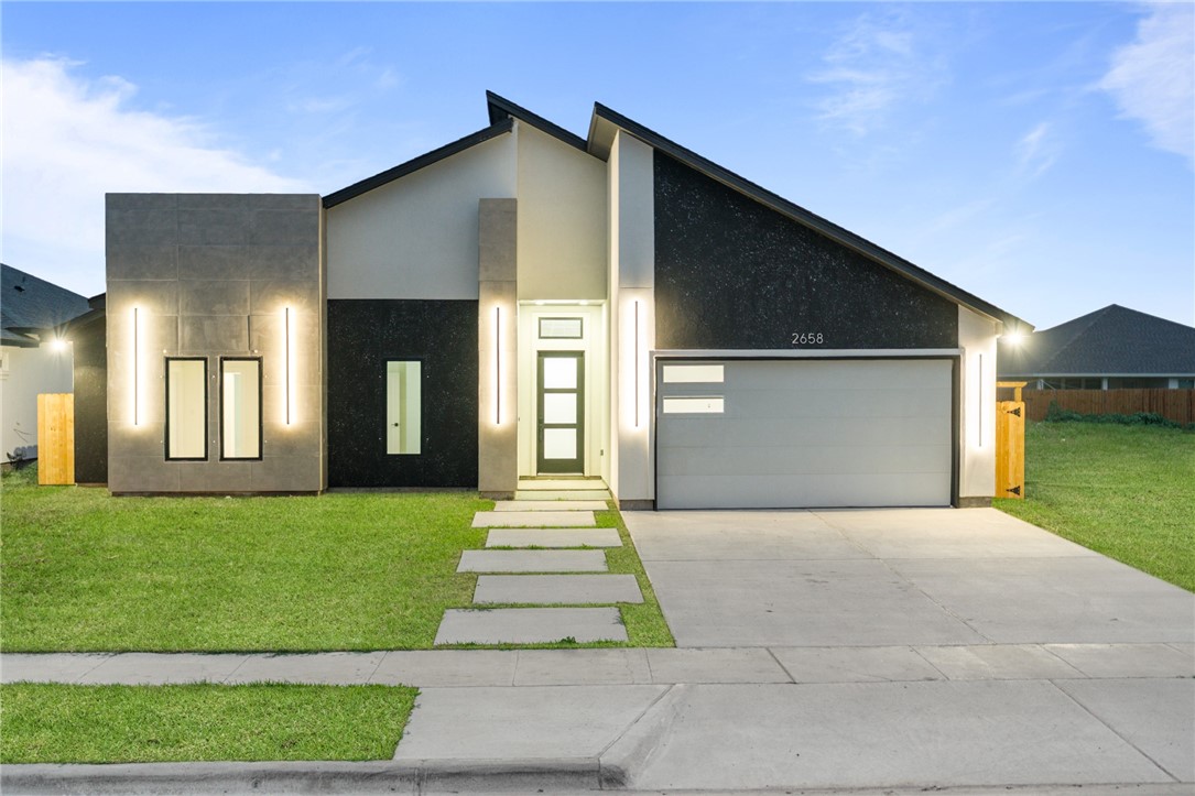 2658 Lannister Property Photo 2