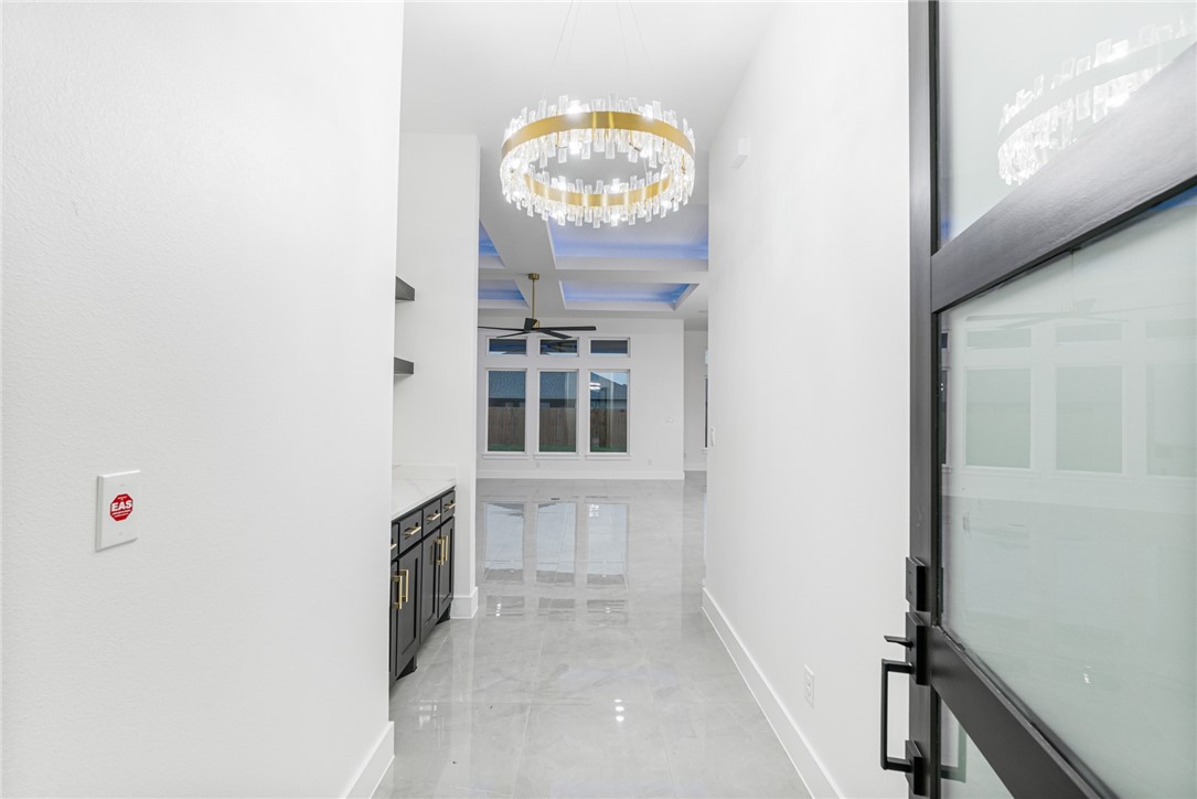 2658 Lannister Property Photo 4