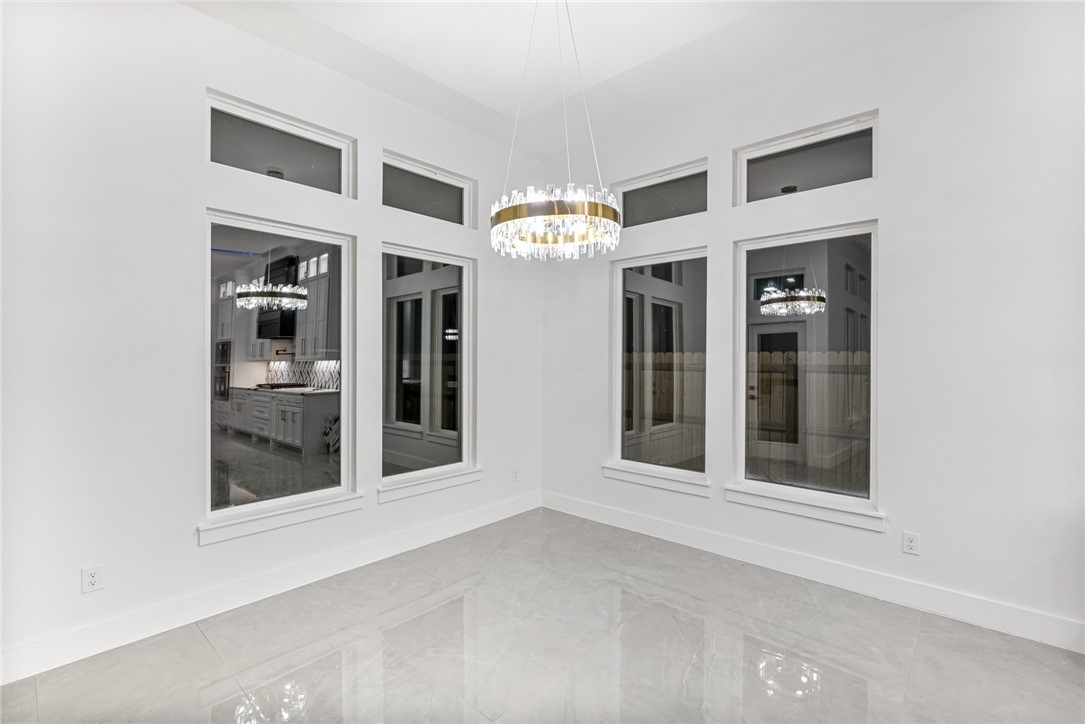 2658 Lannister Property Photo 10