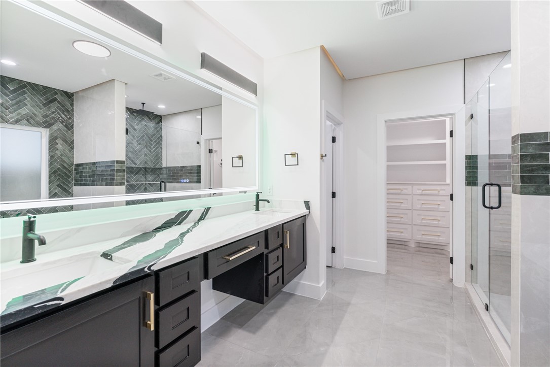 2658 Lannister Property Photo 18