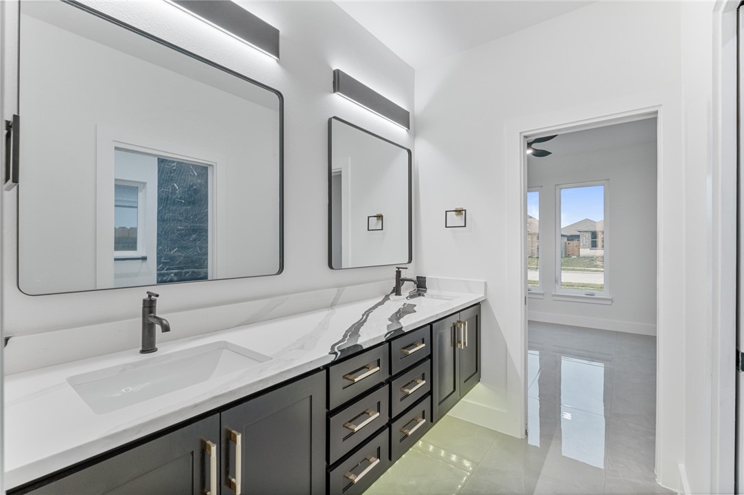 2658 Lannister Property Photo 26