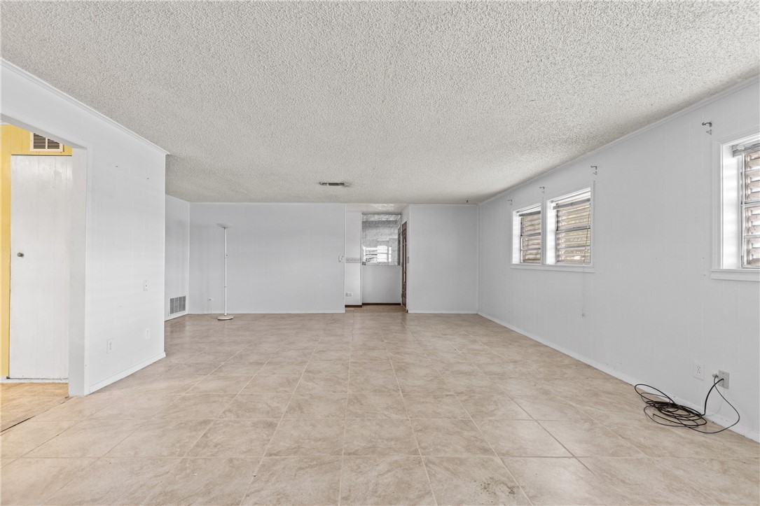 342 Davis Property Photo 9