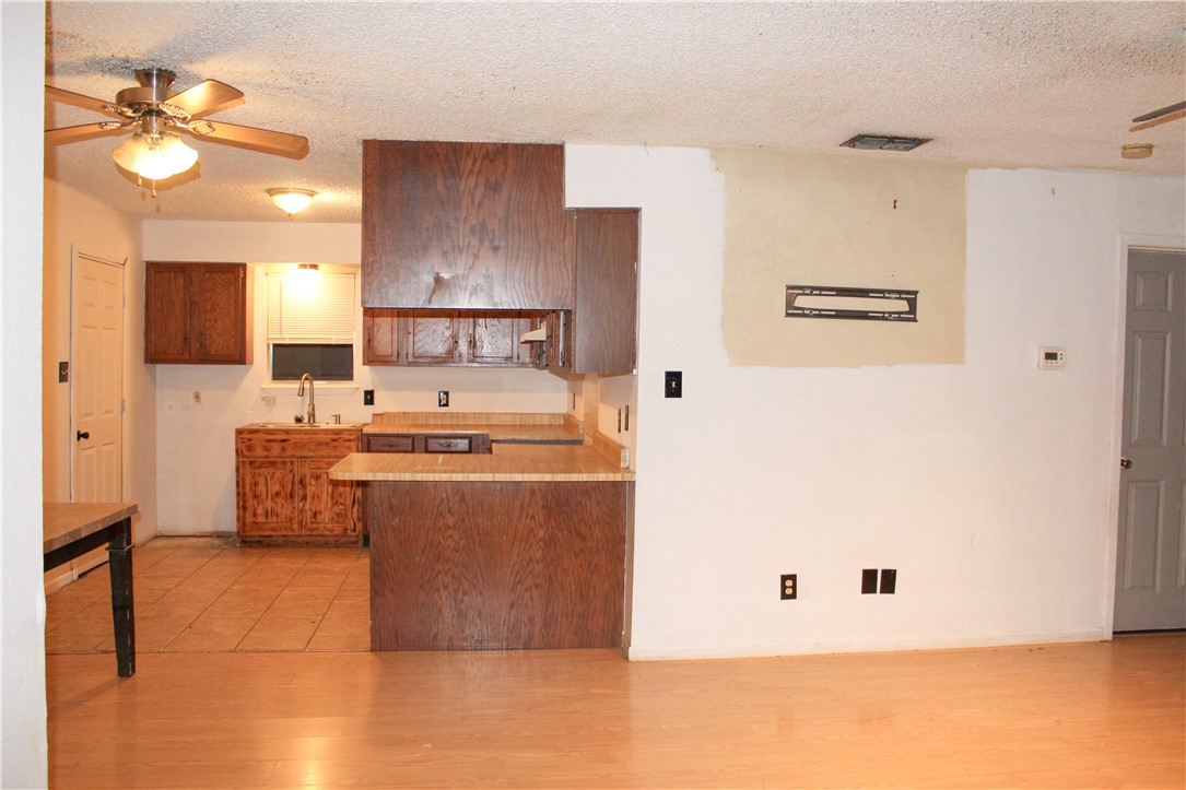 710 N Filmore St Property Photo 6