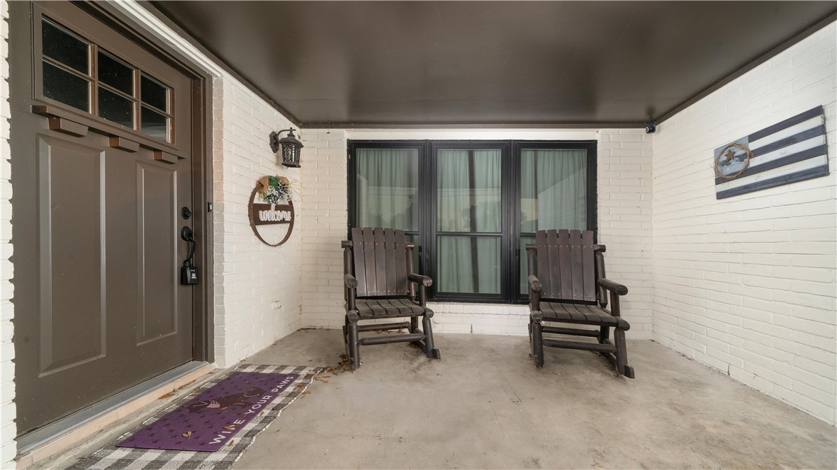 3349 Jamaica Dr Property Photo 4