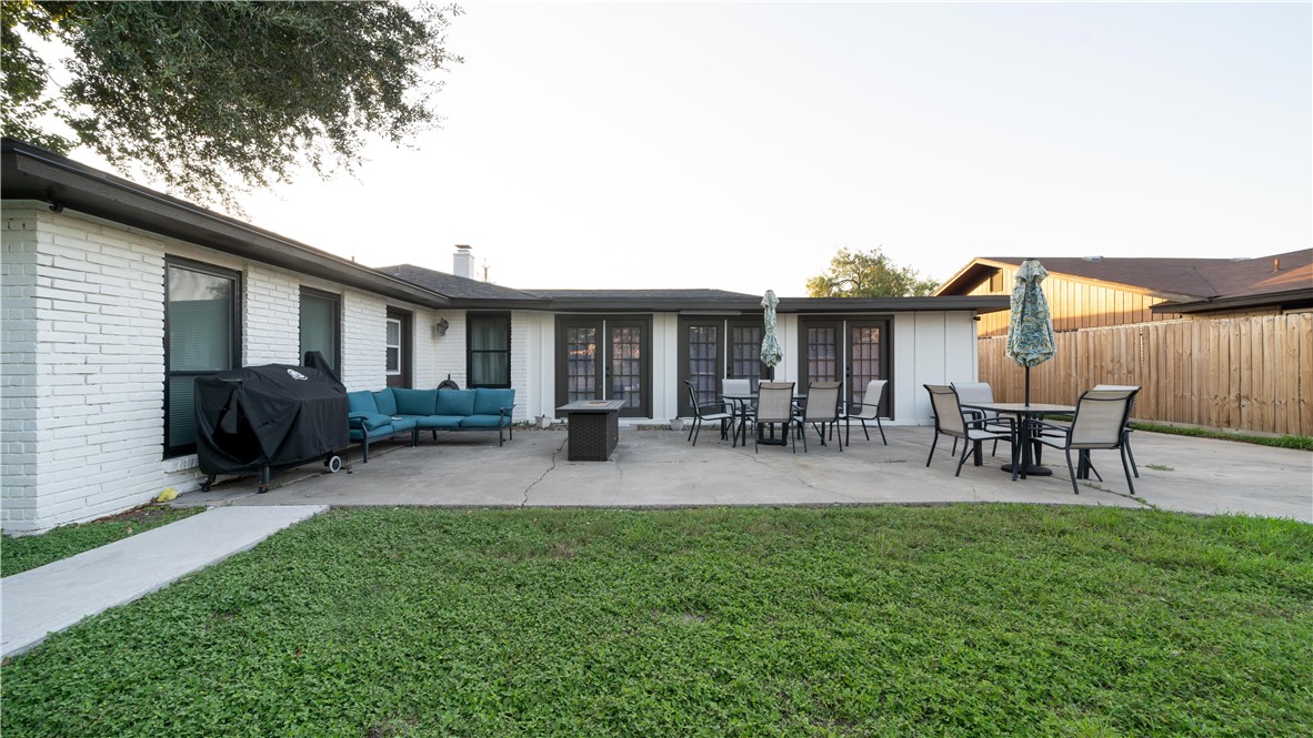 3349 Jamaica Dr Property Photo 33