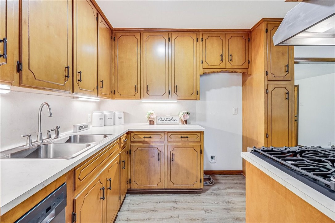 10730 Emmord Loop Property Photo 8