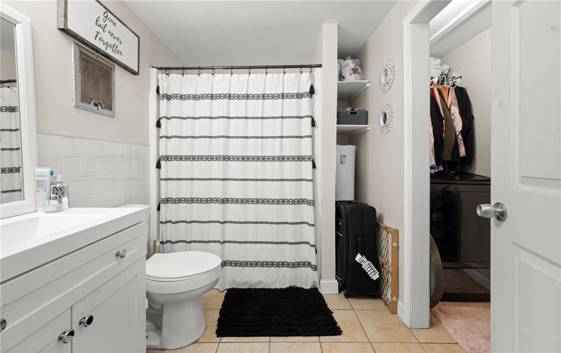 1402 N Chaparral St Property Photo 30