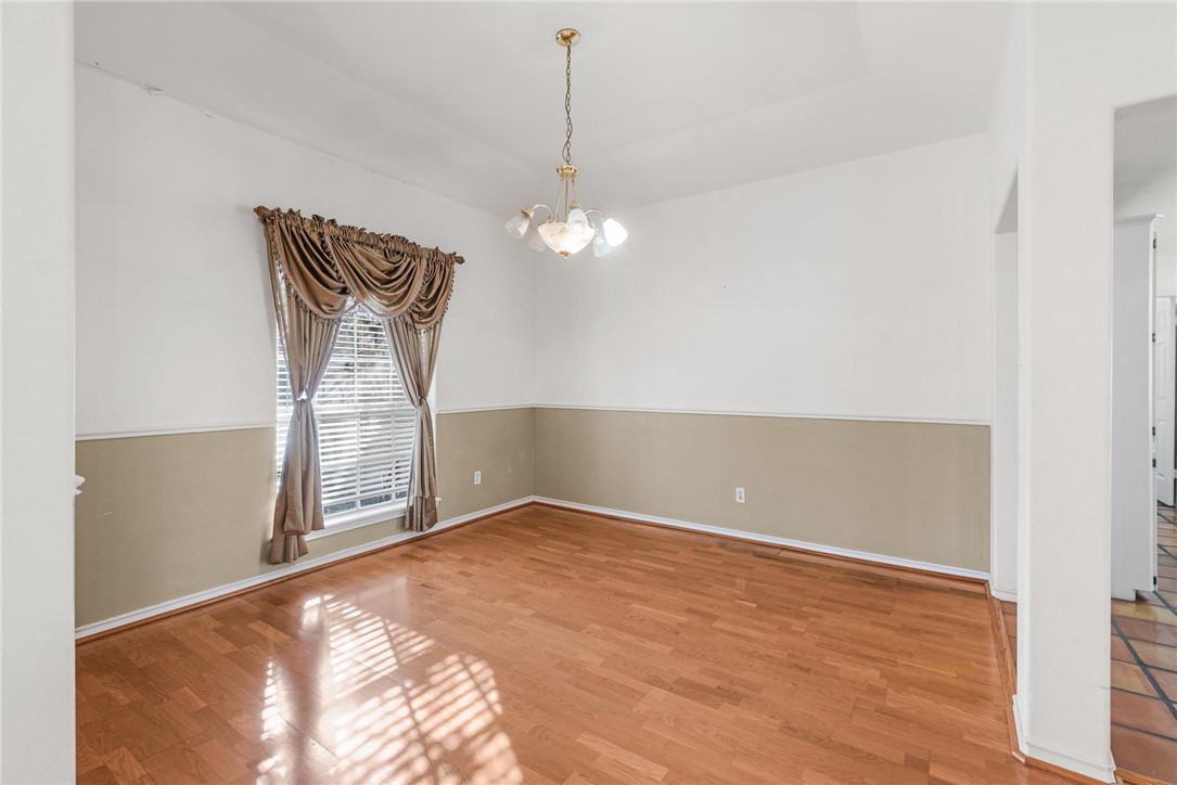 4205 River Hill Dr Property Photo 7