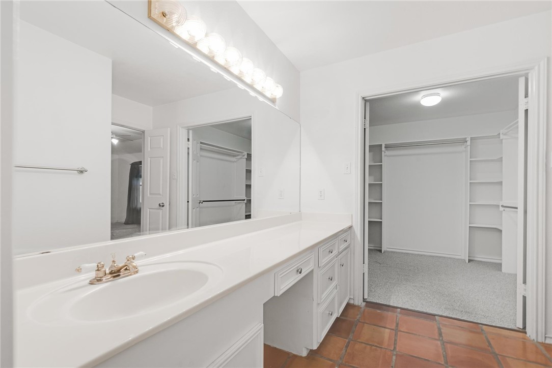 4205 River Hill Dr Property Photo 25
