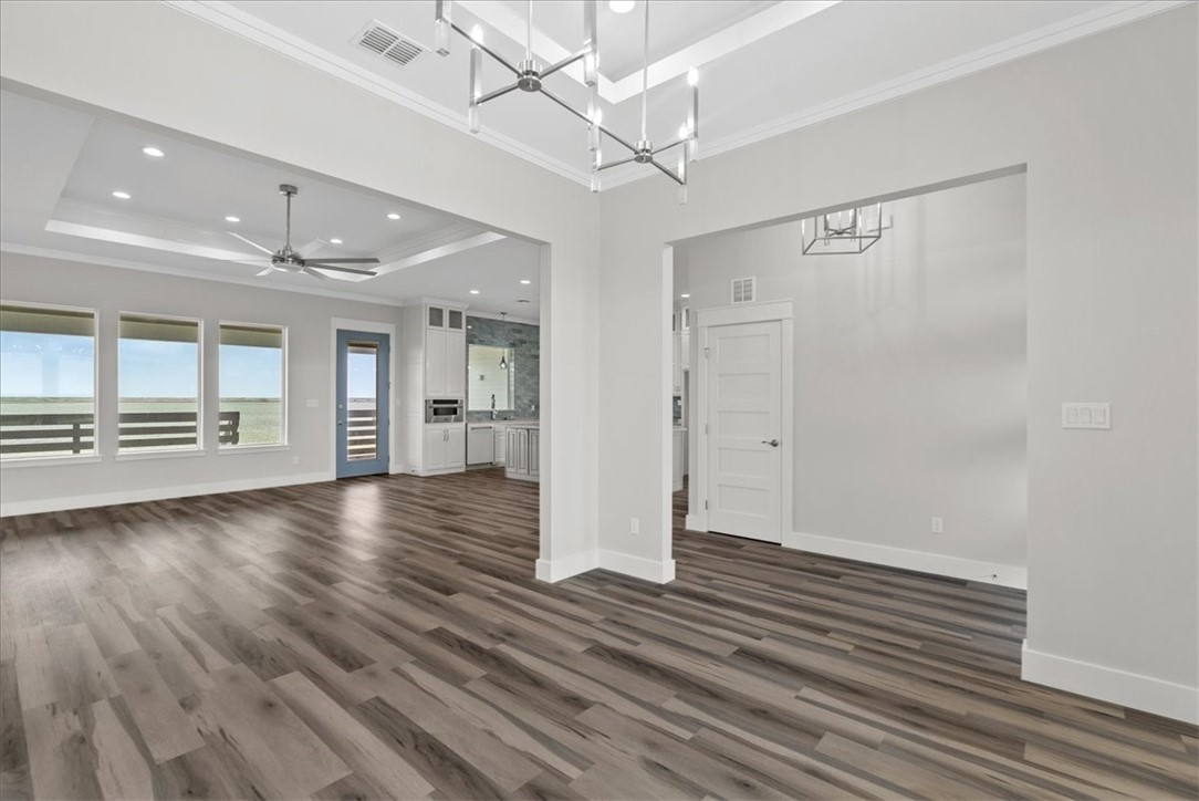 125 Sunrise Dr Property Photo 3