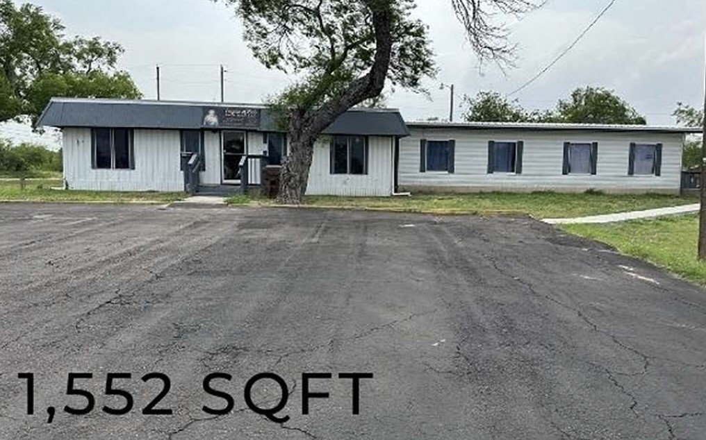 1632 E Santa Gertrudis St Property Photo 3