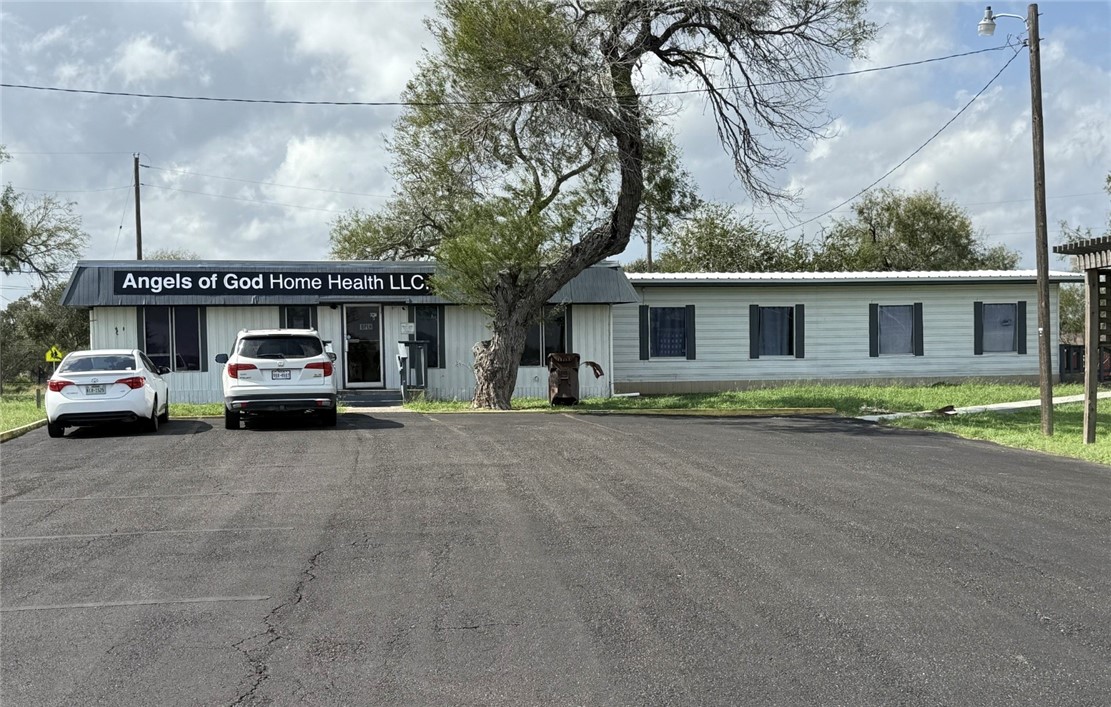 1632 E Santa Gertrudis St Property Photo 4