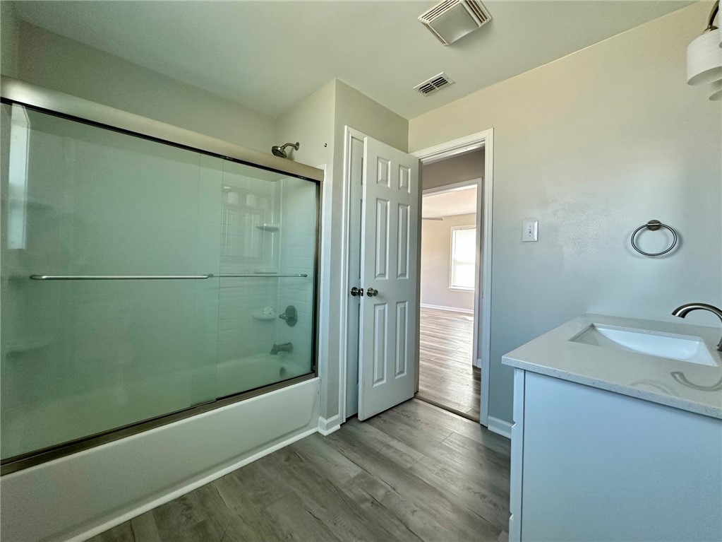 429 W Ave C Property Photo 11