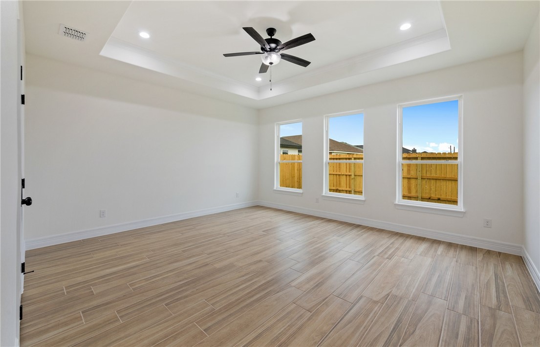 7829 Houshang Dr Property Photo 10