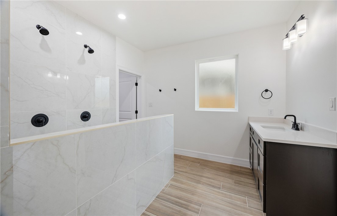 7829 Houshang Dr Property Photo 13