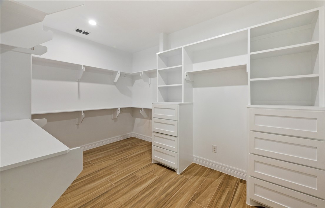 7829 Houshang Dr Property Photo 17
