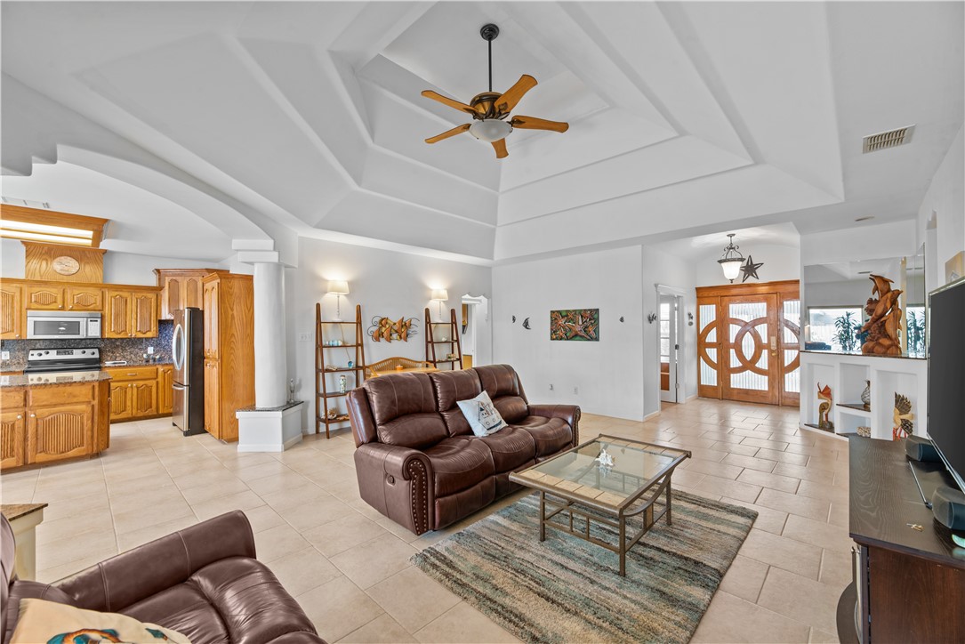 13806 Whitecap Blvd Property Photo 13