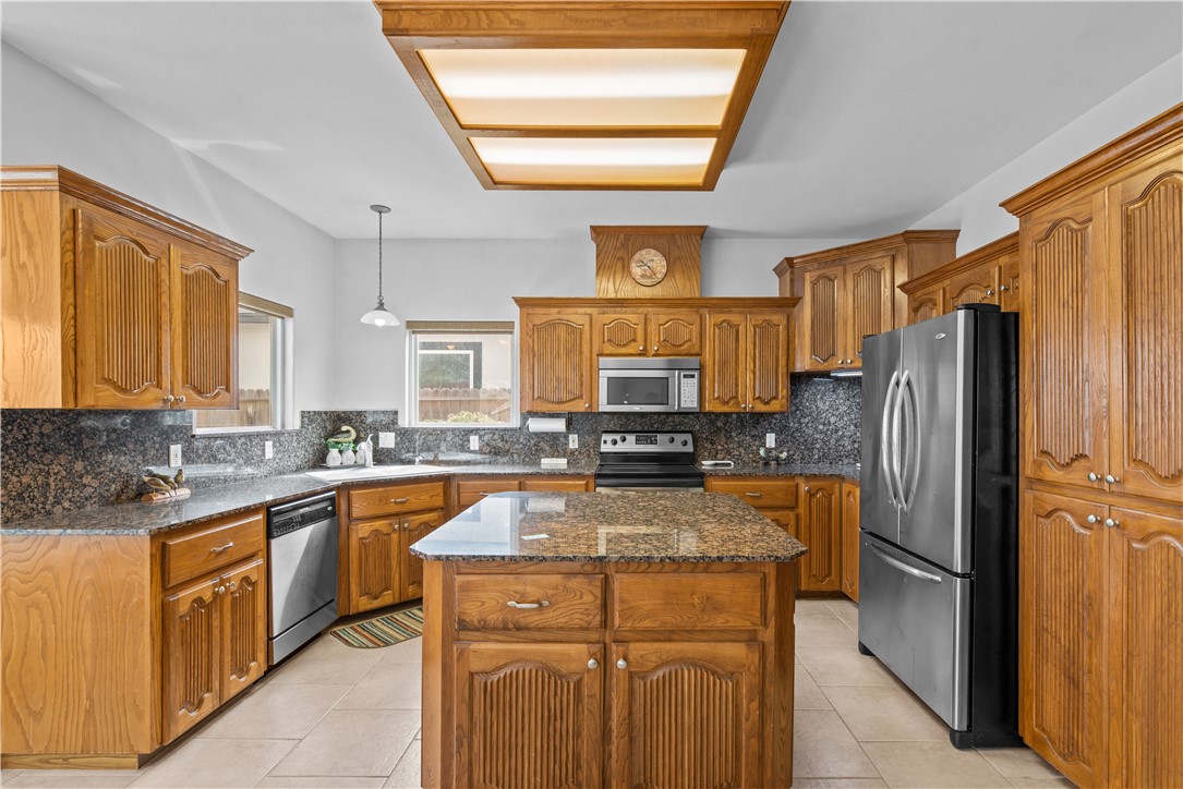 13806 Whitecap Blvd Property Photo 16