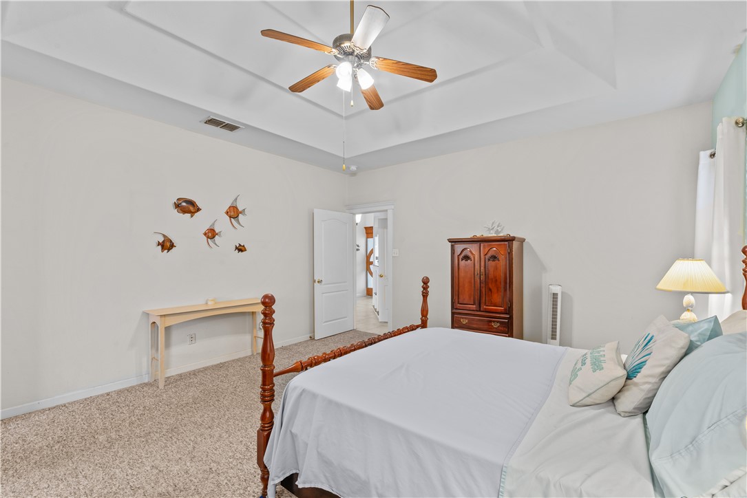 13806 Whitecap Blvd Property Photo 20